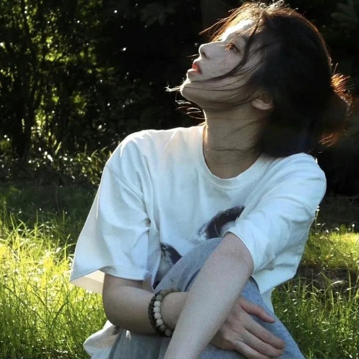 黄色